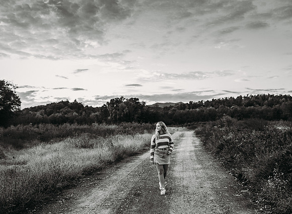 MACKENZIE SENIOR 2020- Blue Ridge Love Stories (33 of 33)