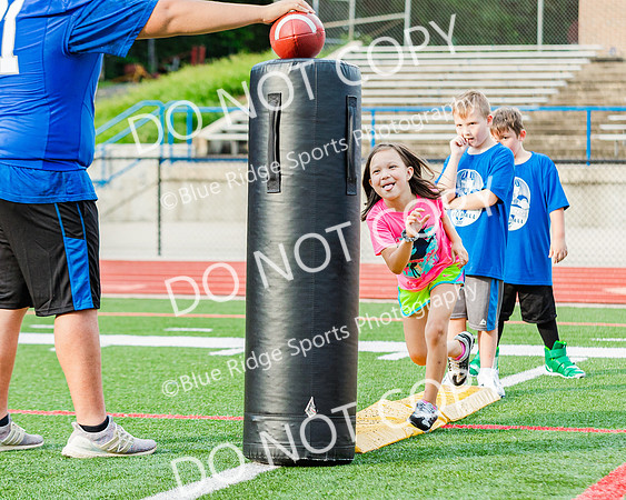 youth football camp 7.27.21 (20 of 25)