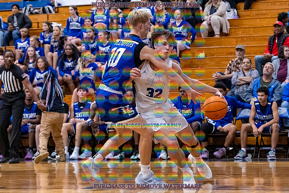 TITAN BASKETBALL VS RS CENTRAL 11.19.24 (24 of 38)