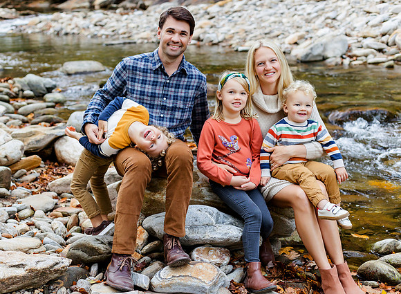 ESKEW FAMILY- FALL 2021-BLUE RIDGE LOVE STORIES (85 of 121)