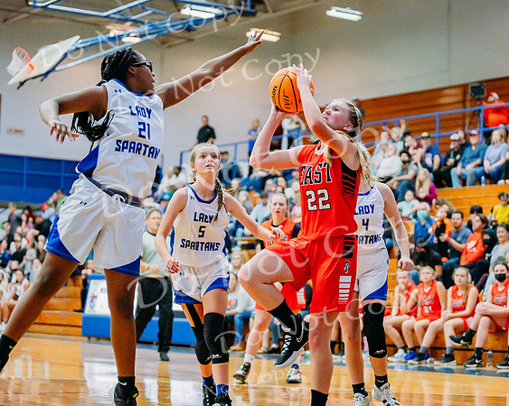 EAST VS WEST GIRLS BBALL 11.18.21 (18 of 25)