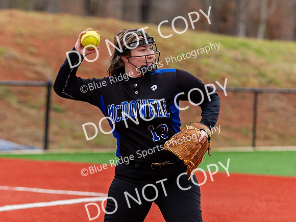 LADY TITANS SOFTBALL SCRIMMAGE 2.25.2020 (14 of 18)