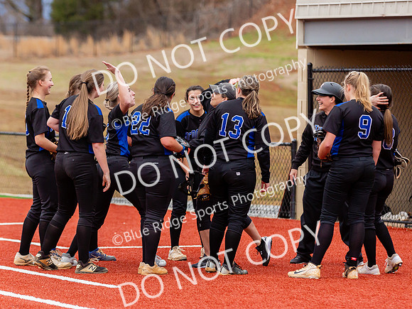 LADY TITANS SOFTBALL SCRIMMAGE 2.25.2020 (4 of 18)
