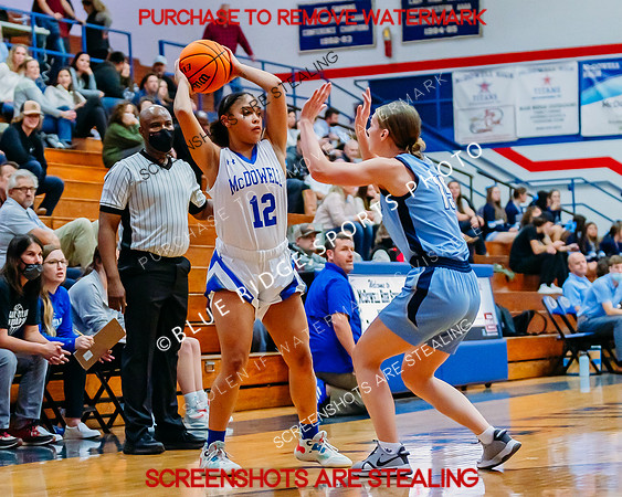 LADY TITANS VS WATAUGA 1.6.22 (11 of 17)