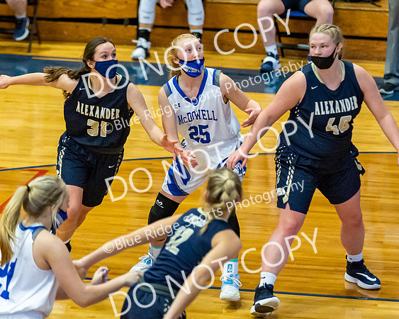 LADY TITANS VS ALEXANDER (8 of 48)